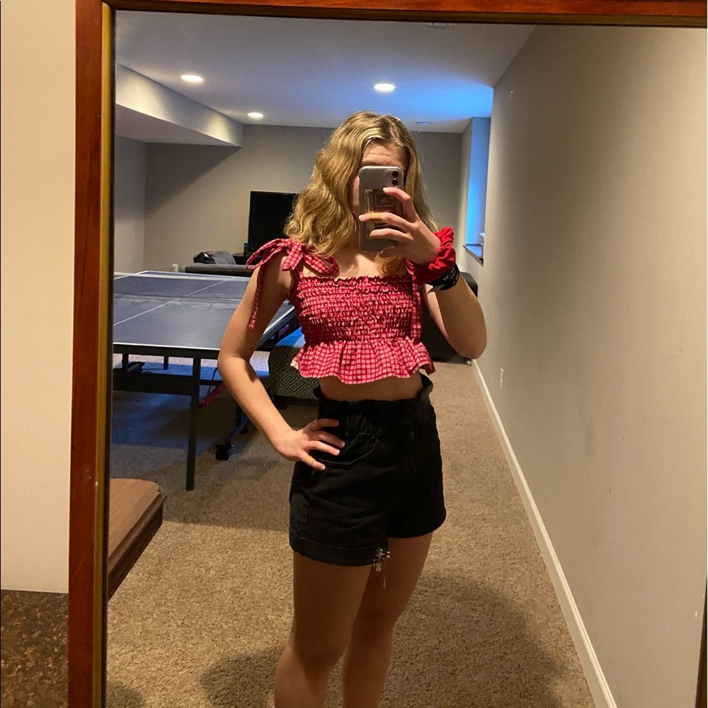 Red gingham crop tank top